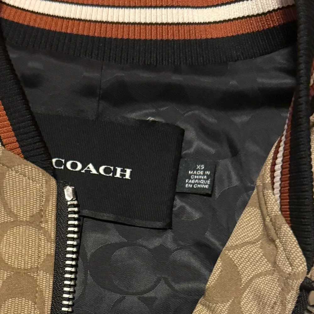 Coach signature bomber in size XS - Picture 3 of 5